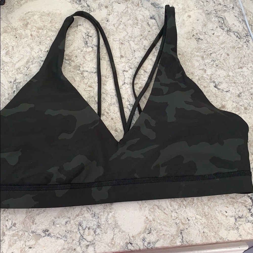 Lululemon camo sports bra